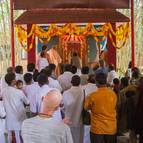 Devotees Glorifying Srila Prabhupada