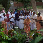 Devotees at Govardhana Hill